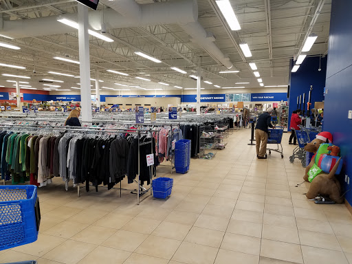 Thrift Store «Goodwill Monroe Store & Donation Station», reviews and photos, 252 Monroe Turnpike, Monroe, CT 06468, USA