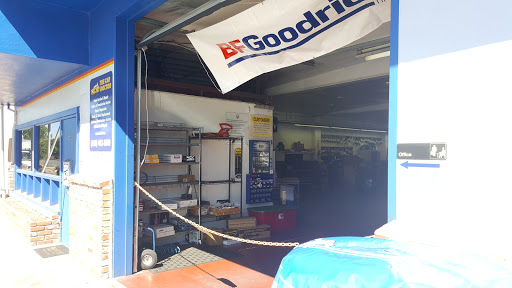 Auto Repair Shop «The Car Doctor», reviews and photos, 710 San Antonio Rd, Palo Alto, CA 94303, USA