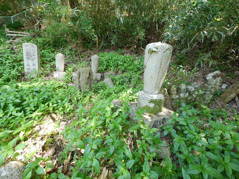 厳島山超伝寺