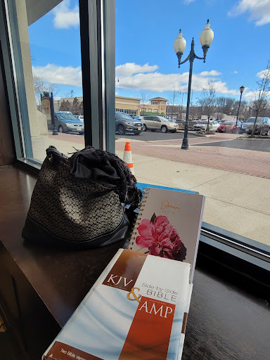 Book Store «Barnes & Noble», reviews and photos, 911 Haddonfield Rd, Cherry Hill, NJ 08002, USA