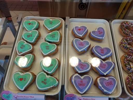 Donut Shop «Krispy Kreme», reviews and photos, 3000 Bardstown Rd, Louisville, KY 40205, USA