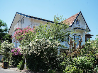 Sergüzeşt Otel Büyükada