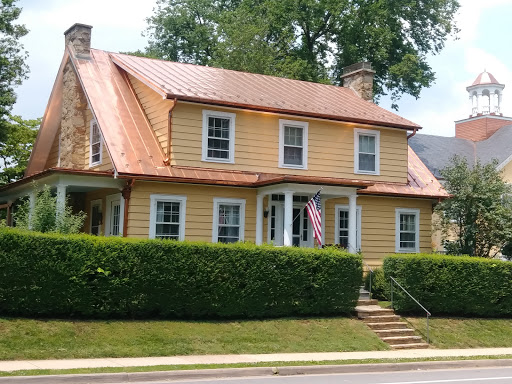 Clothing Store «Highcliffe Clothiers», reviews and photos, 112 W Washington St #101, Middleburg, VA 20117, USA