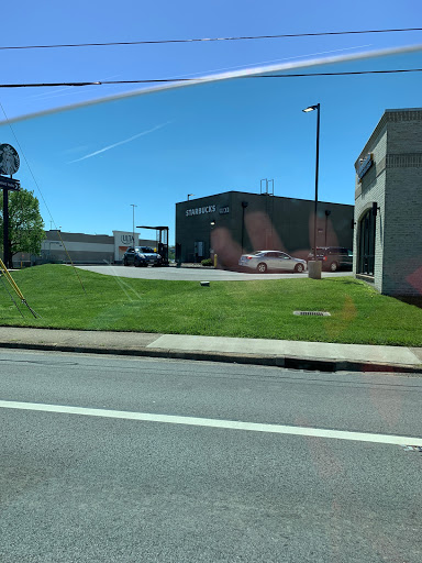 Pet Supply Store «Pet Supplies Plus», reviews and photos, 605 Grand Central Ave, Vienna, WV 26105, USA