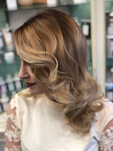 Hair Salon «Mirrors Salon and Boutique», reviews and photos, 800 Battlefield Blvd S #103, Chesapeake, VA 23322, USA