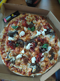 Plats et boissons du Pizzeria La Pizza de Nico Mennecy - n°17