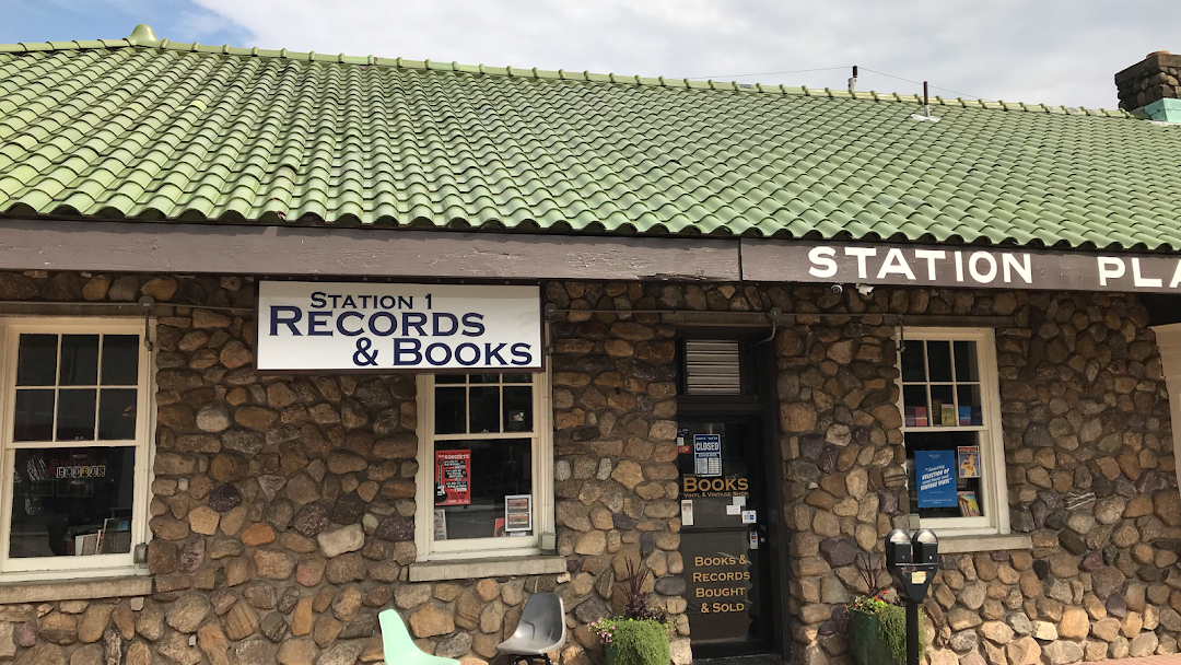 Station 1 Books Vinyl and Vintage Shop- Station One Record Store