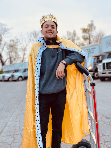 Moving and Storage Service «Two Men and a Truck», reviews and photos, 5328 Bardstown Rd, Louisville, KY 40291, USA