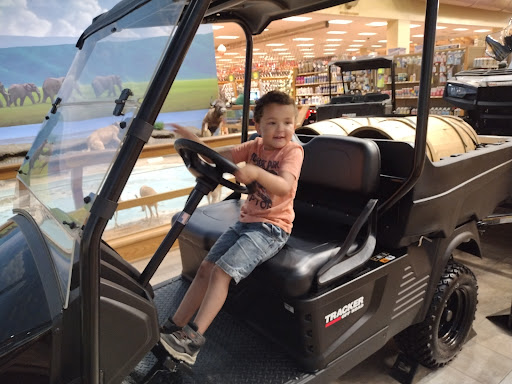 Sporting Goods Store «Bass Pro Shops Base Camp», reviews and photos, 2500 E Kearney St, Springfield, MO 65803, USA