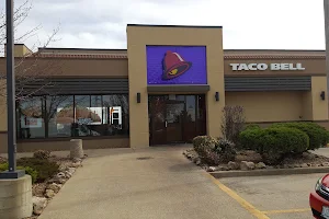 Taco Bell image