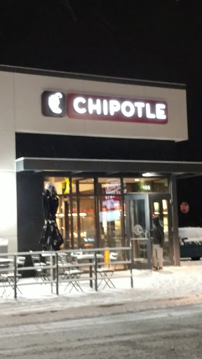 Mexican Restaurant «Chipotle Mexican Grill», reviews and photos, 3450 Dodge St, Dubuque, IA 52003, USA