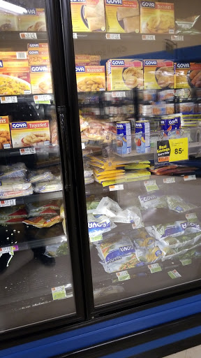 Grocery Store «Hannaford Supermarket», reviews and photos, 333 Brook St, Clinton, MA 01510, USA