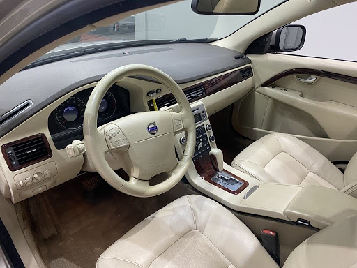 Used Car Dealer «U Car Connect», reviews and photos, 7202 Washington Ave S, Eden Prairie, MN 55344, USA