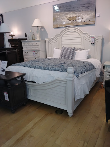 Furniture Store «American Signature Furniture», reviews and photos, 3001 Stonecrest Promenade, Lithonia, GA 30038, USA