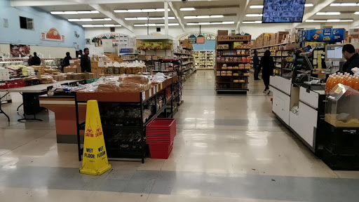 Grocery Store «Taj Mahal Fresh Market», reviews and photos, 933 E Duane Ave, Sunnyvale, CA 94085, USA