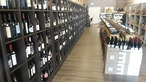 Wine Store «UnWined», reviews and photos, 1600 Belle View Blvd, Alexandria, VA 22307, USA