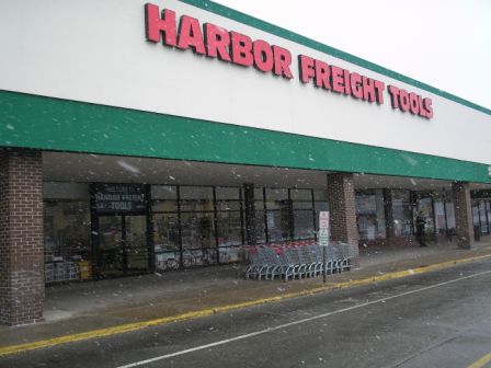 Harbor Freight Tools, 639 Clairton Blvd A, Pleasant Hills, PA 15236, USA, 