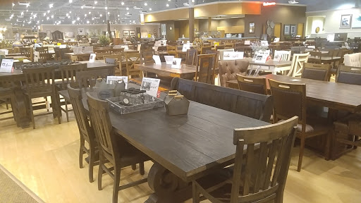 Furniture Store «The Furniture Mart - Shakopee», reviews and photos, 4270 12th Ave E, Shakopee, MN 55379, USA