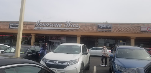 Shopping Mall «Lake Success Shopping Center», reviews and photos, 1526 Union Tpke, New Hyde Park, NY 11040, USA