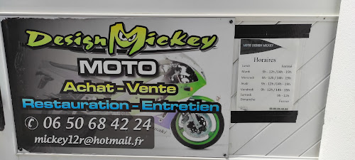 Design moto Mickey à Forges