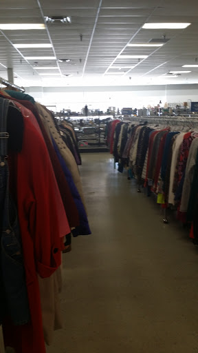 Thrift Store «Goodwill Aurora - E. Iliff», reviews and photos, 15509 E Iliff Ave, Aurora, CO 80013, USA