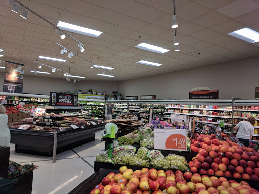 Grocery Store «Lunds & Byerlys Highland Park», reviews and photos, 2128 Ford Pkwy, St Paul, MN 55116, USA