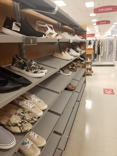 Department Store «T.J. Maxx», reviews and photos, 30955 Orchard Lake Rd, Farmington Hills, MI 48334, USA