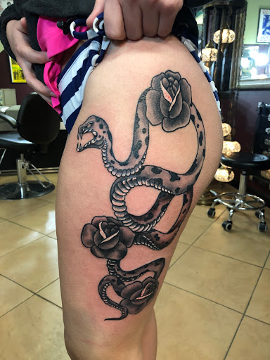 Tattoo Shop «Cross Roads Tattoo and Piercing», reviews and photos, 2070 Texas Ave, Bridge City, TX 77611, USA