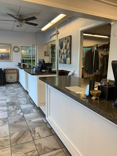 Dry Cleaner «Quick As A Wink Cleaners», reviews and photos, 750 Biltmore Ave, Asheville, NC 28803, USA