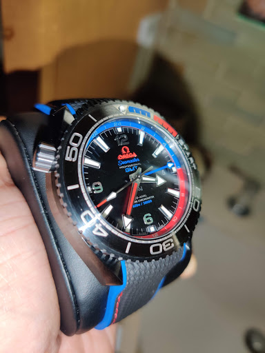 Watch Store «OMEGA Boutique - Houston Galleria», reviews and photos, 5015 Westheimer Rd, Houston, TX 77056, USA