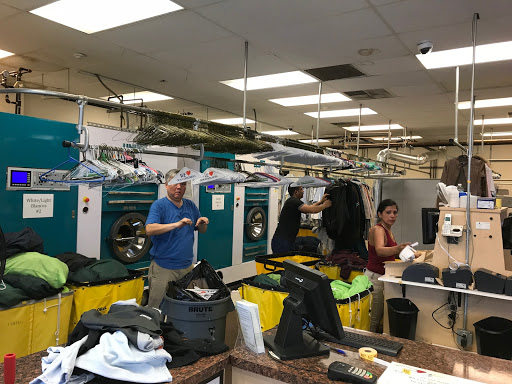 Dry Cleaner «Value Act Cleaners», reviews and photos, 165 US-46, Saddle Brook, NJ 07663, USA