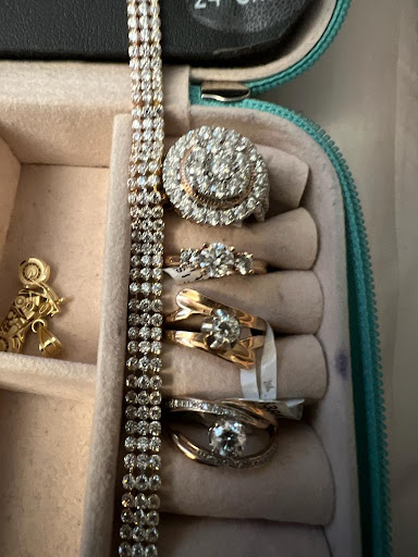 Tobacco Shop «Lockbourne Smoke Shop», reviews and photos, 1730 Lockbourne Rd # B, Columbus, OH 43207, USA