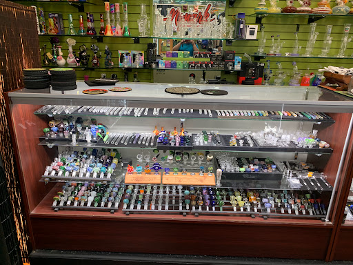 Boutique «Retro Revolution Smoke Shop», reviews and photos, 5429 Greenville Ave, Dallas, TX 75206, USA