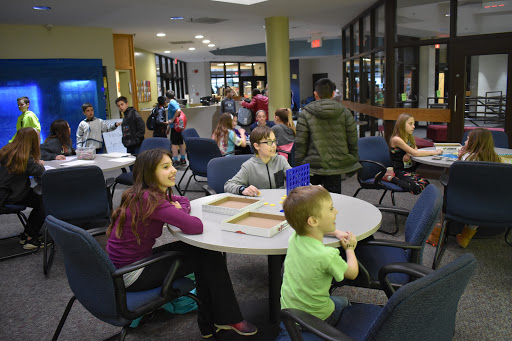 Recreation Center «Rakow Center», reviews and photos, 665 Barrington Ave, Carpentersville, IL 60110, USA