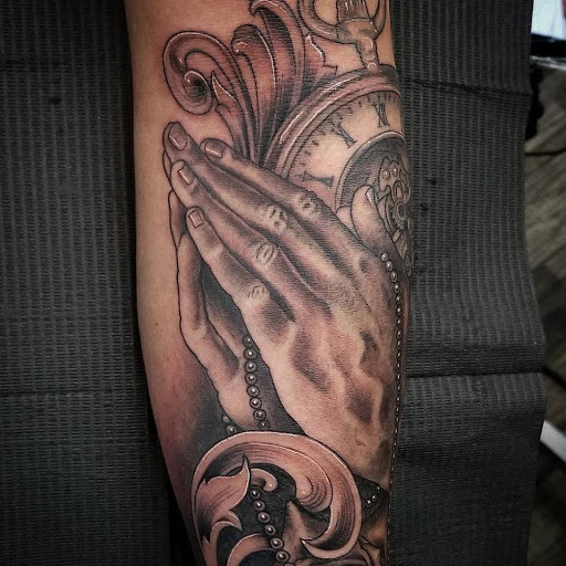 Explore flip flop tattoo ideas, creative tattoo ideas in Anchorage, available at SDITATTOO, LLC