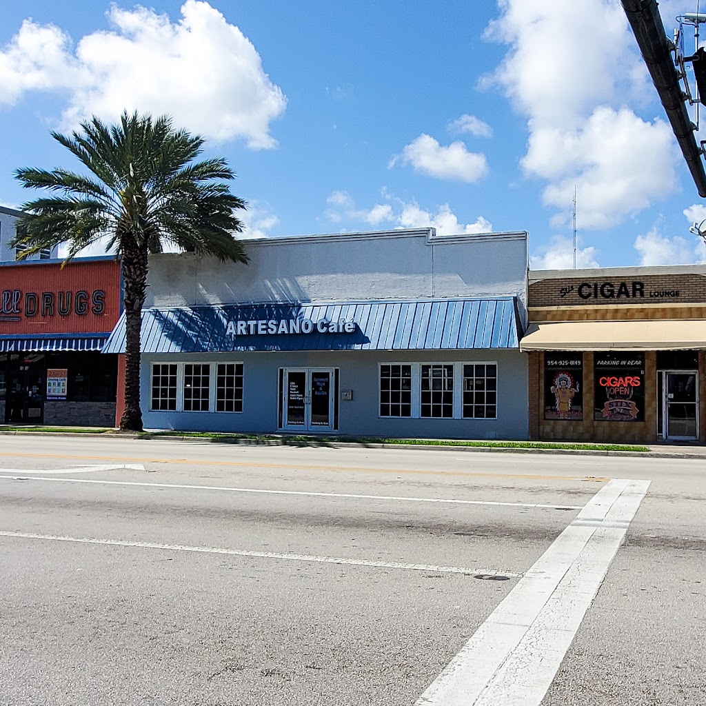 Artesano Cafe & Lounge 33004