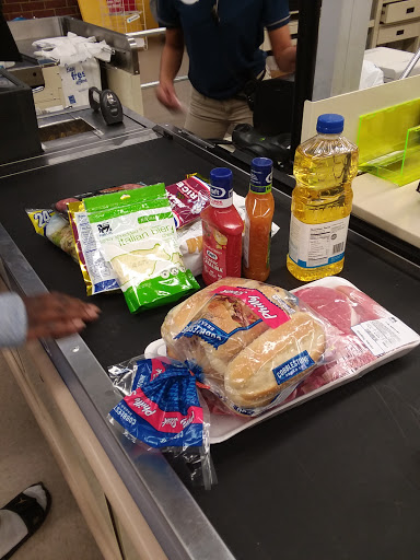 Grocery Store «Food Lion», reviews and photos, 1499 New Walkertown Rd, Winston-Salem, NC 27101, USA