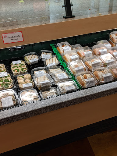 Grocery Store «Market Basket», reviews and photos, 167 S Broadway, Salem, NH 03079, USA