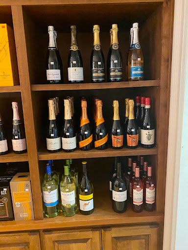 Wine Store «Spiritus Wines», reviews and photos, 220 Asylum St, Hartford, CT 06103, USA