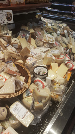 Grocery Store «DeCicco & Sons», reviews and photos, 17 Maple Ave, Armonk, NY 10504, USA