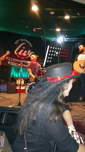 Bar & Grill «10th Street Live Bar & Grill», reviews and photos, 104 N 10th St, Kenilworth, NJ 07033, USA