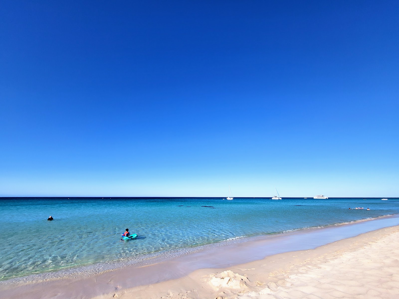 Eagle Bay Beach photo #7