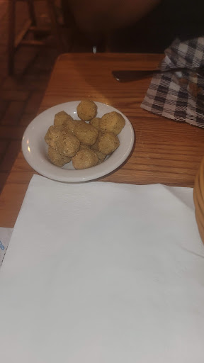 American Restaurant «Cracker Barrel Old Country Store», reviews and photos, 2115 S Church St, Murfreesboro, TN 37130, USA