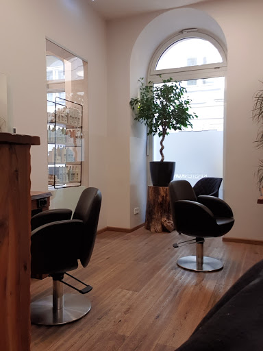 KIRSTENKUNZE - Friseur In Vienna