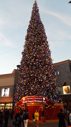 Clothing Store «GUESS Factory», reviews and photos, 100 Citadel Dr Suite 600, Commerce, CA 90040, USA