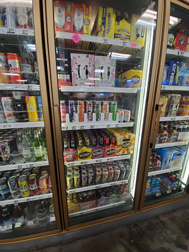 Liquor Store «Roof Brothers Wine & Spirits», reviews and photos, 4033 Clarks River Rd, Paducah, KY 42003, USA