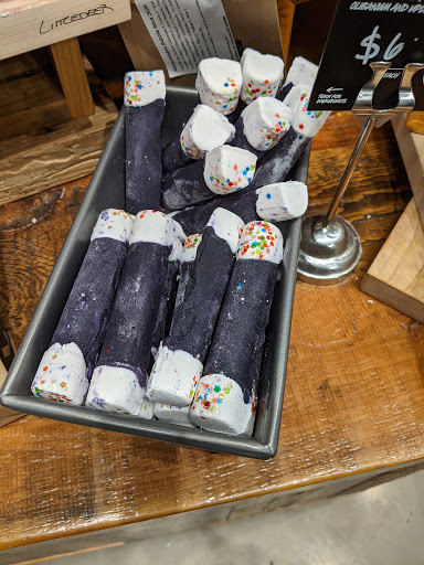 Cosmetics Store «Lush Cosmetics», reviews and photos, 104 Walden Galleria, Buffalo, NY 14225, USA