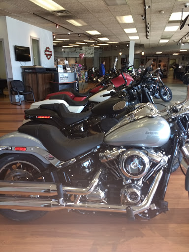 Harley-Davidson Dealer «Miracle Mile Harley-Davidson», reviews and photos, 215 Northern Blvd, Great Neck, NY 11021, USA