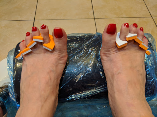 Beauty Salon «Present Nail Spa», reviews and photos, 1112-B W Broad St, Falls Church, VA 22046, USA