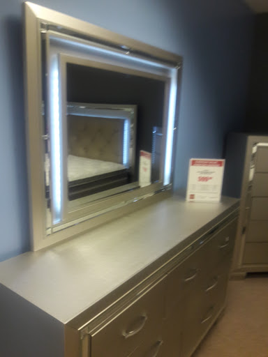 Home Goods Store «Discount Direct», reviews and photos, 375 Corporate Dr S, Tukwila, WA 98188, USA